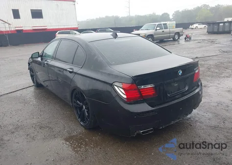 2014 BMW Alpina B7 из США, поврежденный, VIN WBAYE8C53ED135481